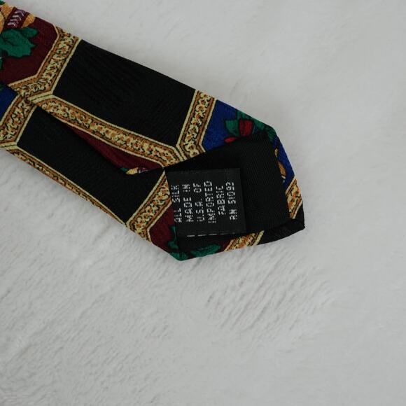 Vintage Hallmark Christmas Neck Tie Yule Tie Greetings 4"x58" Silk 1996 - Picture 4 of 9